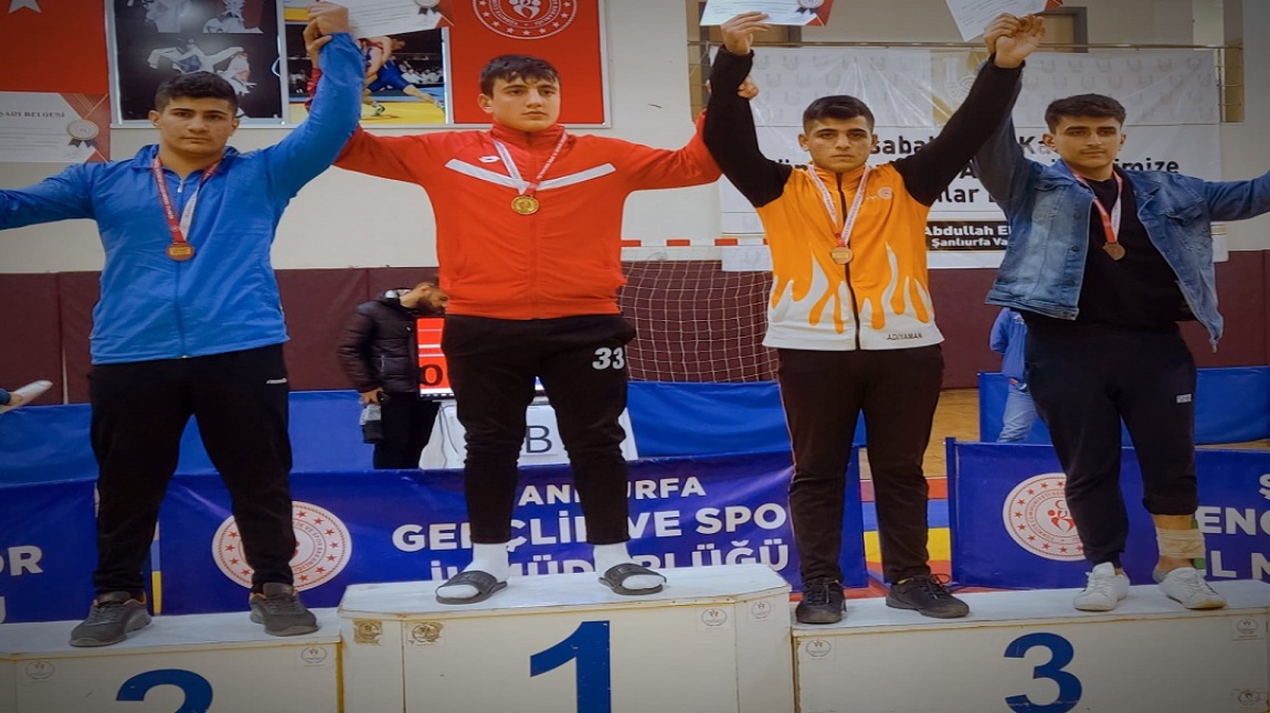 Ata Sporu Güreşte Türkiye Finallerindeyiz
